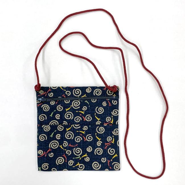 お祭り用ポシェット 渦柄 紺色 - ハッピや和服に – 日本の四季・行事の