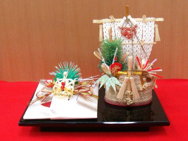 結納品 結納品 宝船 - 略式結納 結納金+水引飾り – 日本の四季・行事の店 木瓜屋